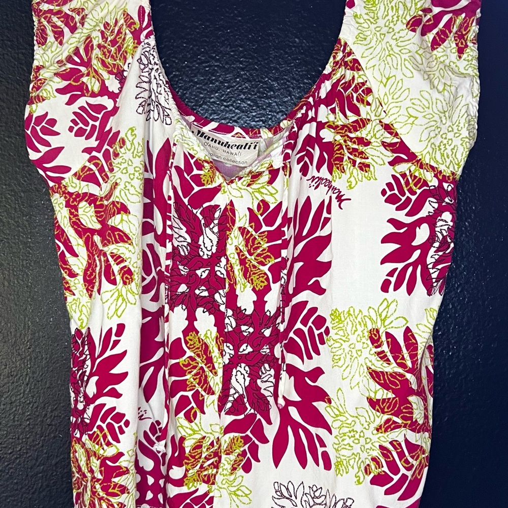 Manuhealii Sleeveless Green and Red Tank Top